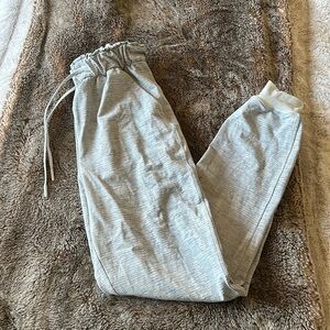 Lululemon joggers size 2